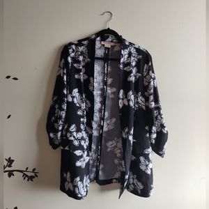 Oversized floral blazer
